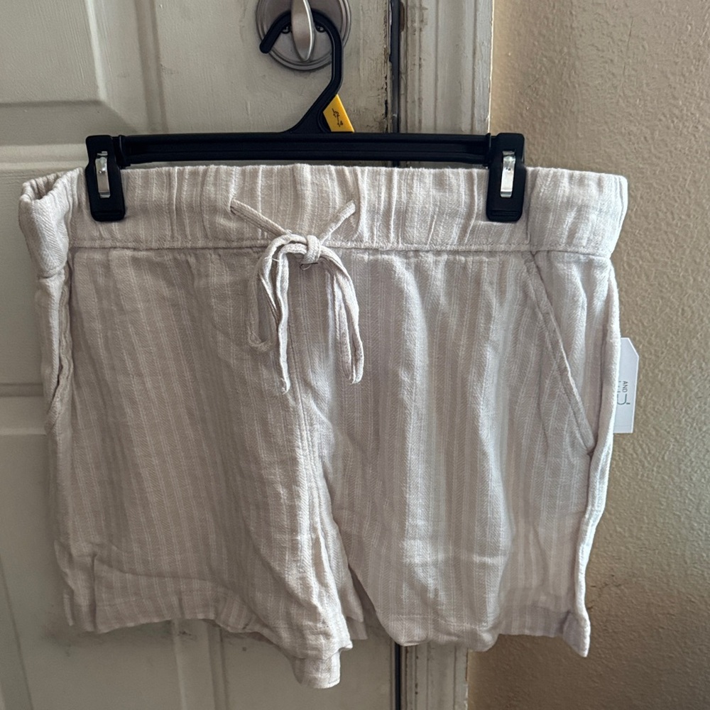 Time and Tru High Waist Cream Shorts